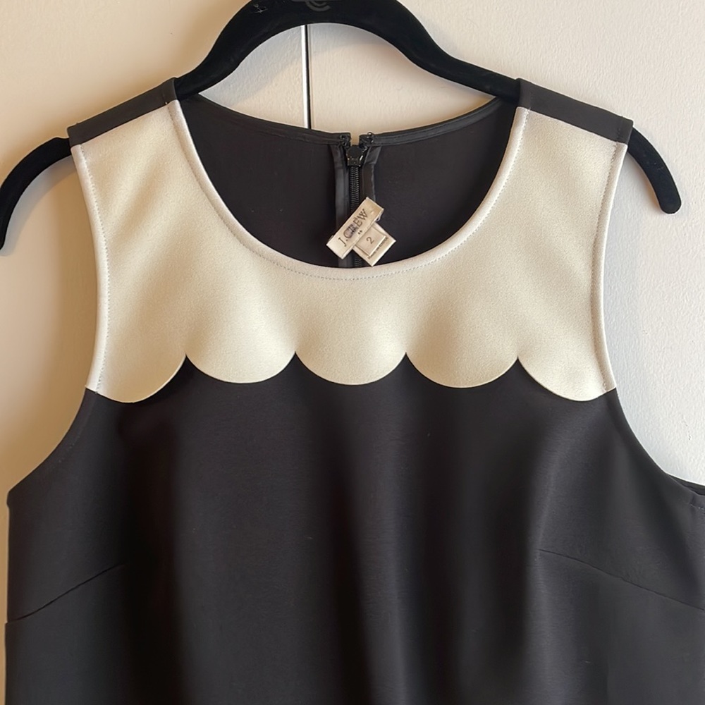 J.Crew Black and White Scalloped Dress Size 2 - Picture 2 of 3
